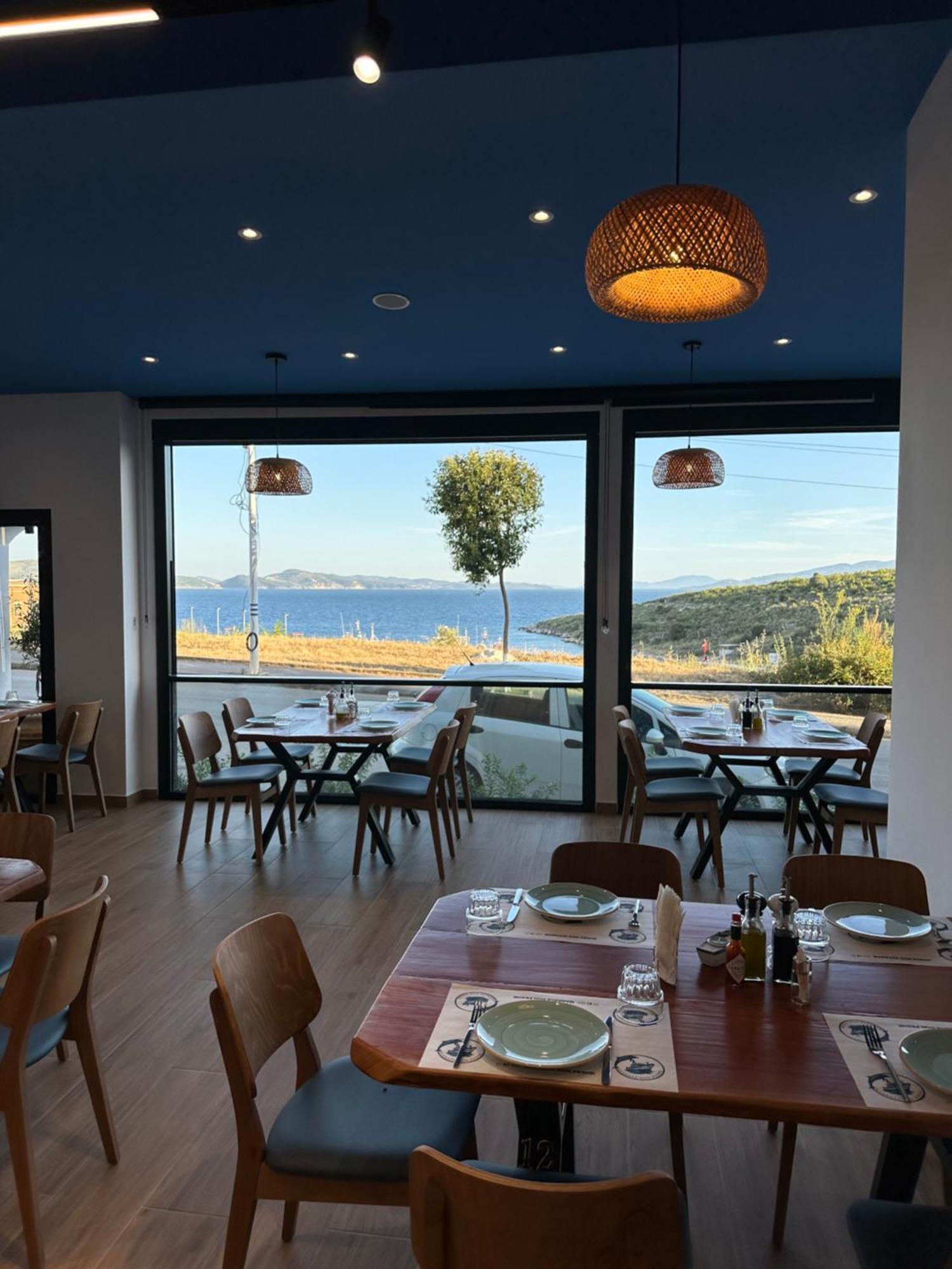 Relax Mea Hotel Sarande Exterior photo
